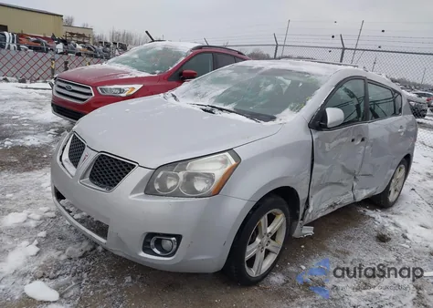 2009 Pontiac Vibe z USA, uszkodzony, nr VIN 5Y2SM67069Z477675